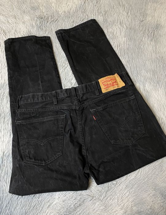 Продам мужские джинсы чёрные Levis 501
