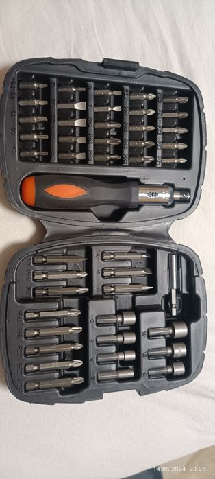 Інструмент Black+Decker новий