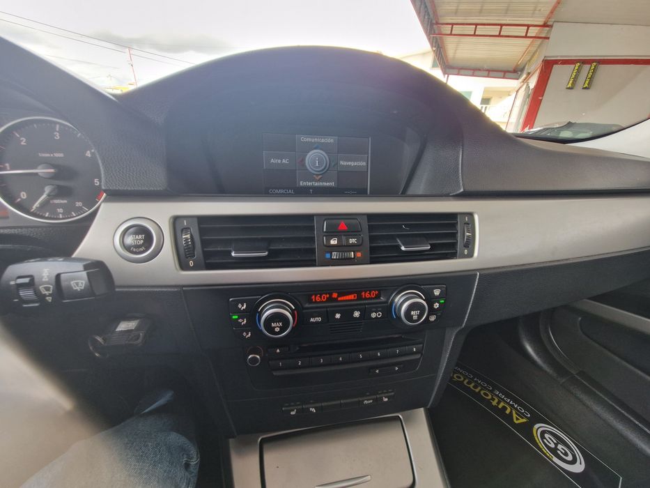 BMW 318 d Touring Navigation Nacional