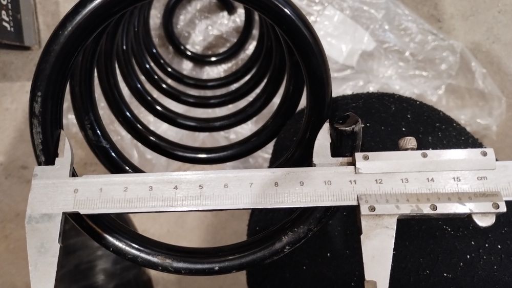 Пружина pasat b3/4 Golf b3/4