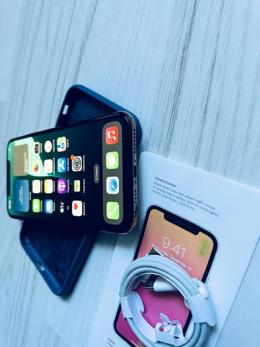 З гарантією Iphone XS Max 64gb gold neverlock 100%