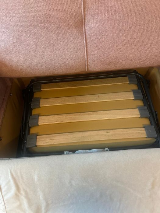 Sofá-cama novo, por estrear