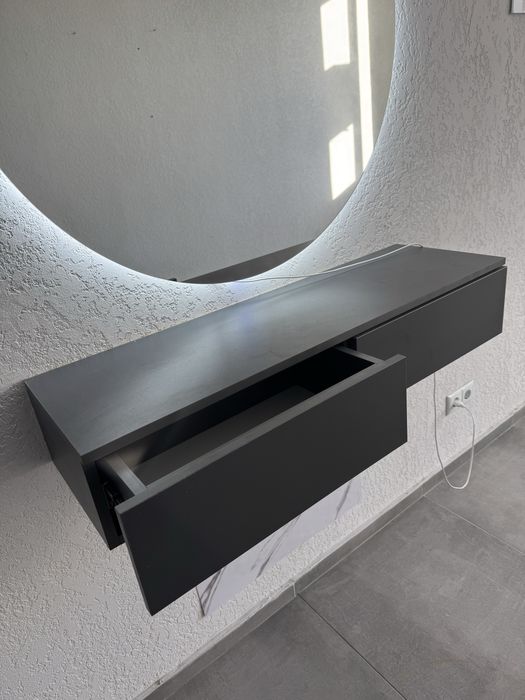 Продам навісний столик