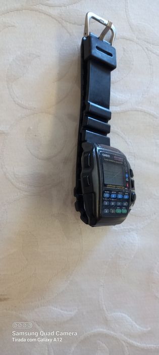 Relógio casio controlo remoto.
