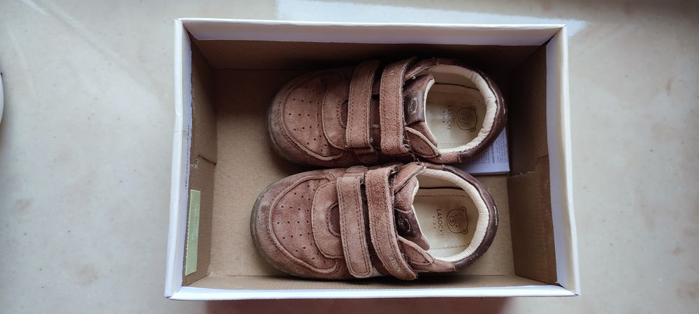 Buty sneakersy chłopięce Lasocki brązowe, r. 25 zamszowe