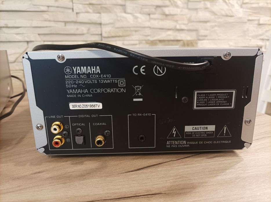 Yamaha CD-640 , Yamaha CDX-E410