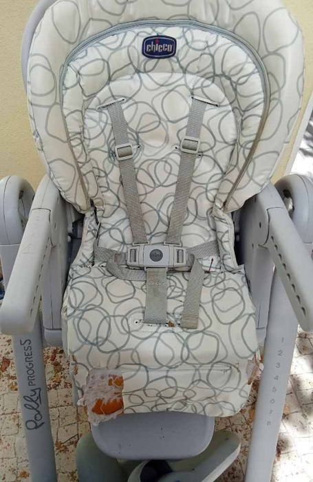 Cadeira de refeição da chicco