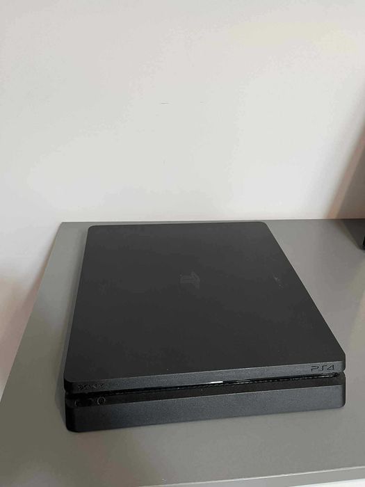 Playstation 4 Slim
