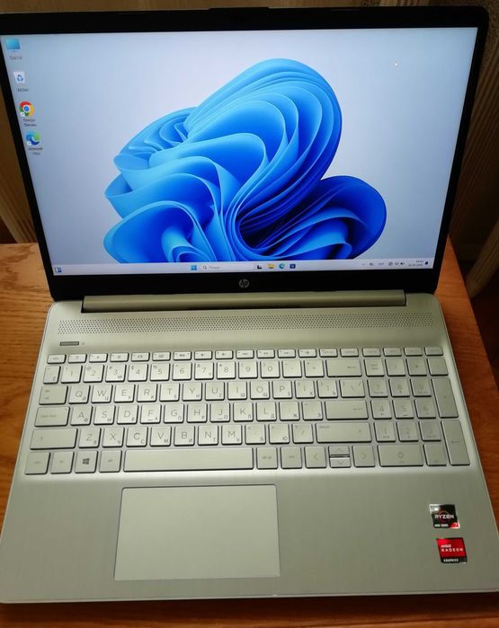 hp laptop 15s - купить ноутбуки - Цена на OLX.ua
