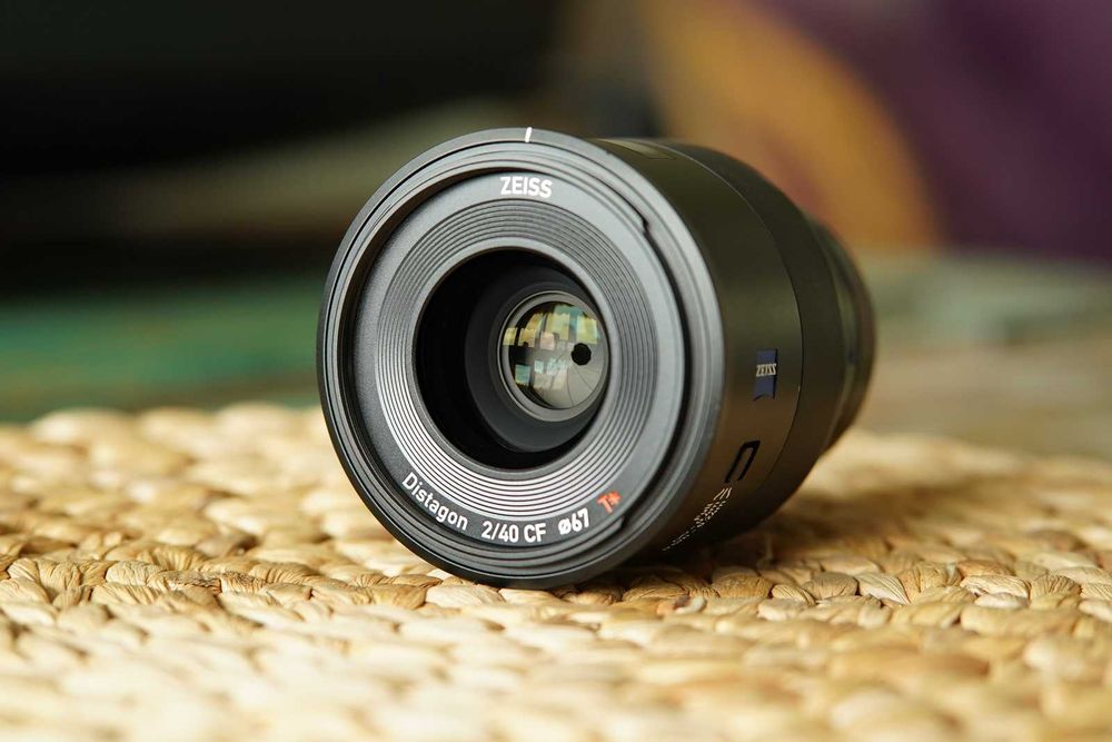 Zeiss Batis 40mm f/2.0 SONY E