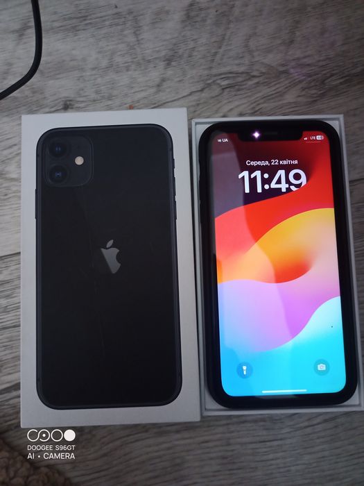 Продам Айфон 11 на 128gb