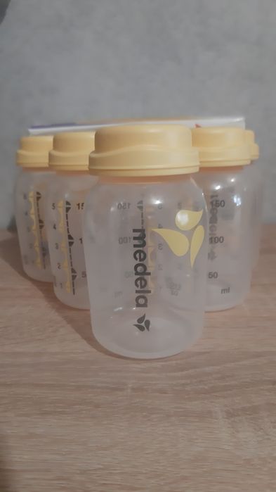 Нові Пляшечки для зберігання грудного молока MEDELA 150 мл