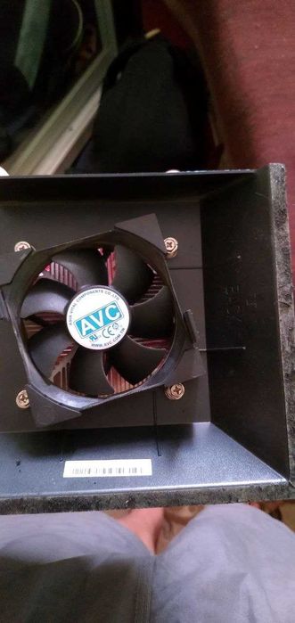 Куйлер AVC для охолодження процесору