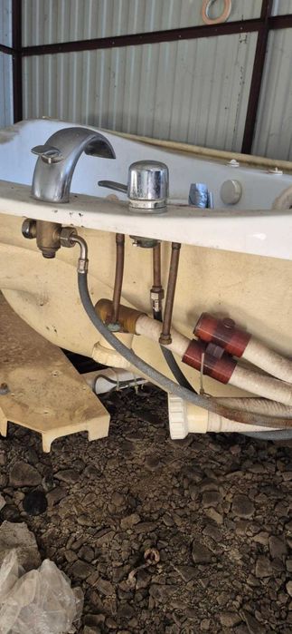 Wanna narożna z hydromasażem