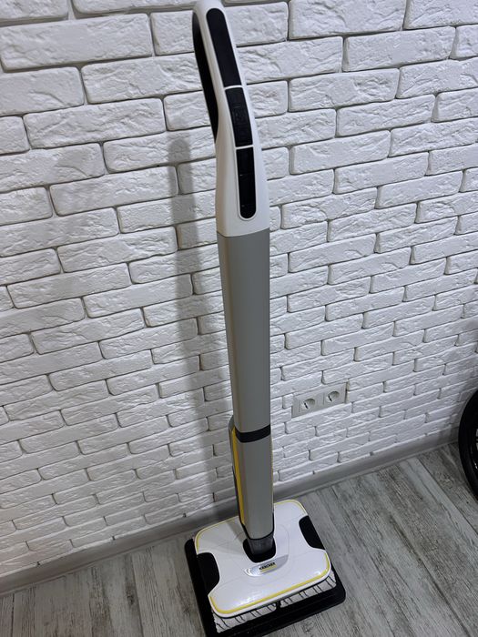 Електрошвабра  karcher premium