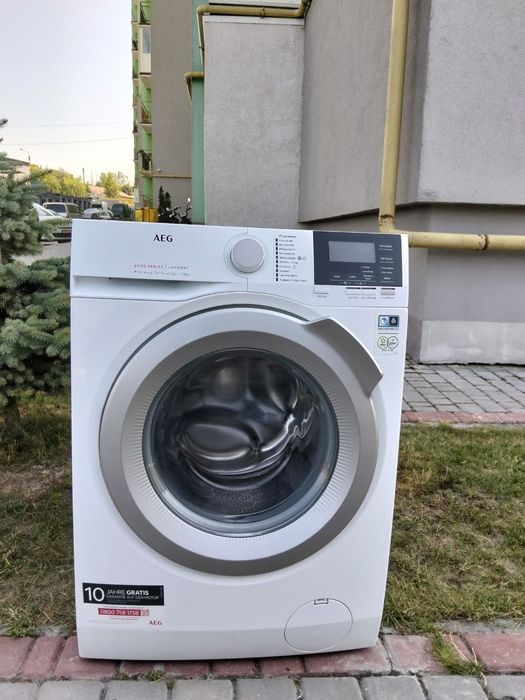 Пральна машинка AEG