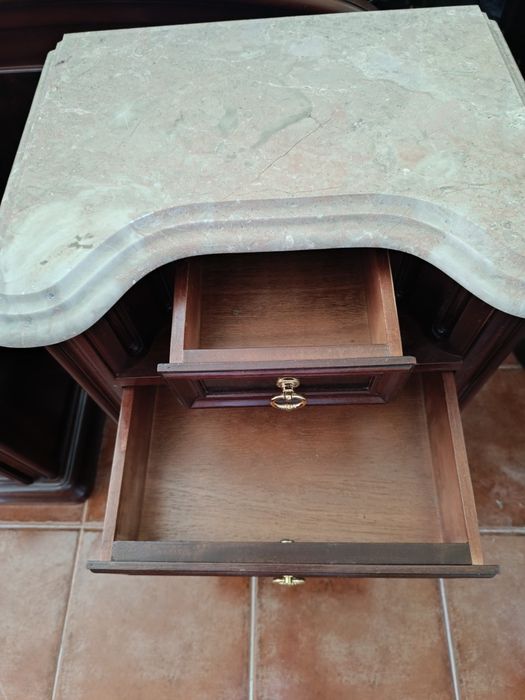 Quarto completo em bom estado