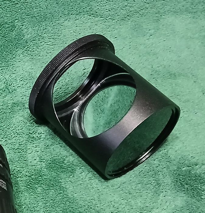 Adapter katowy do obiektywu 58mm