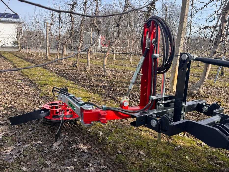 Wygarniacz do Gałęzi mocowanie na TUZ do Ciągnika na dwa Siłowniki