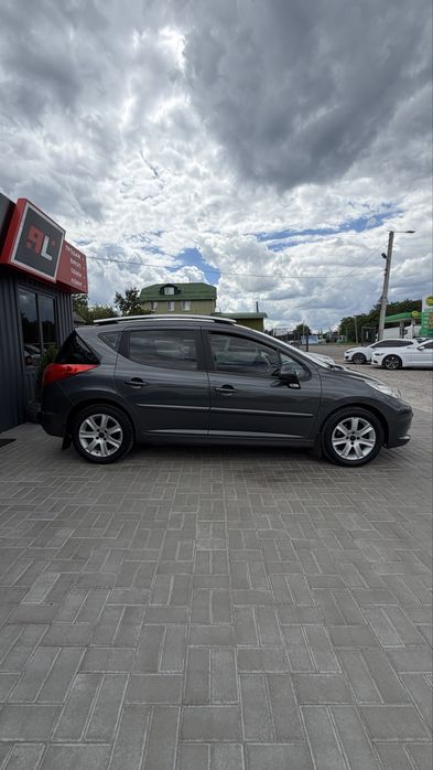Peugeot Пежо 207 SW 2008 р 1.6 Бензин 5МКПП