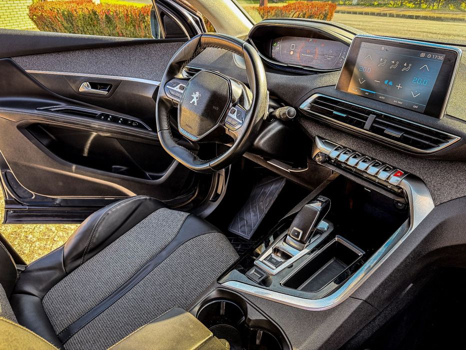 Peugeot 5008 Bezwypadkowy LED  Allure Automat 7 osobowy Zadbany Kamera