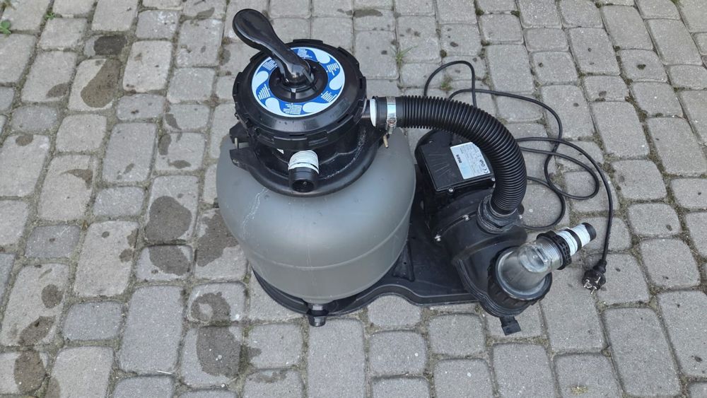 Pompa wraz z filtrem piaskowym