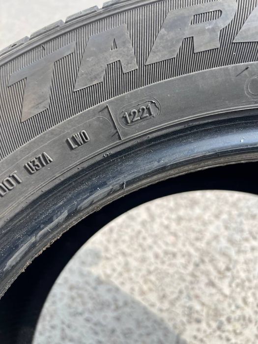 Шини STARFIRE 235/55 R17 літо б/в