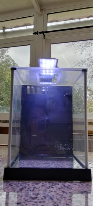 Aquário Fluval como novo