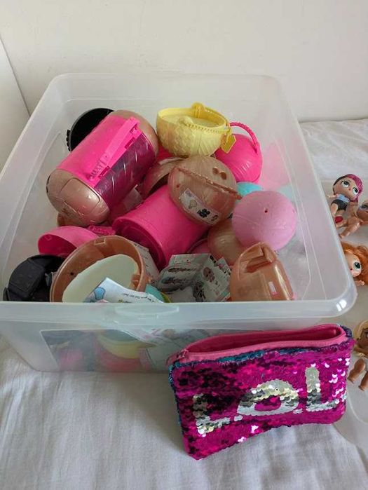 Conjunto de 9 bonecas LOL e pets