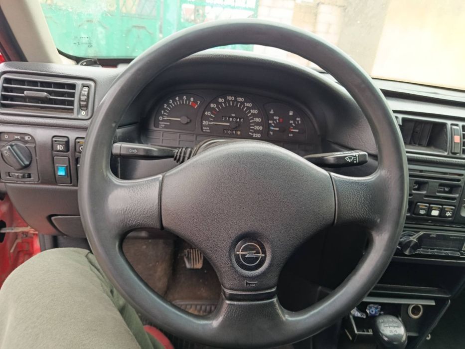 Продам Opel vectra A 1990 года