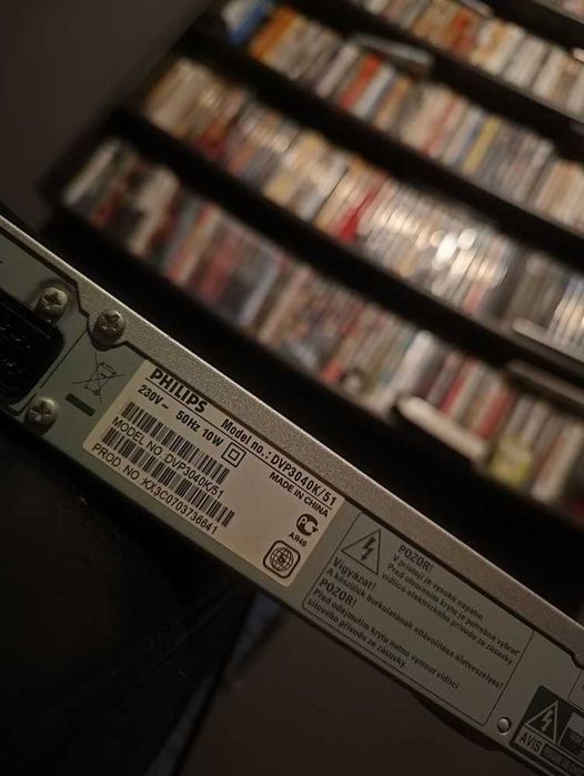 Dvd Philips plus okablowanie i pilot