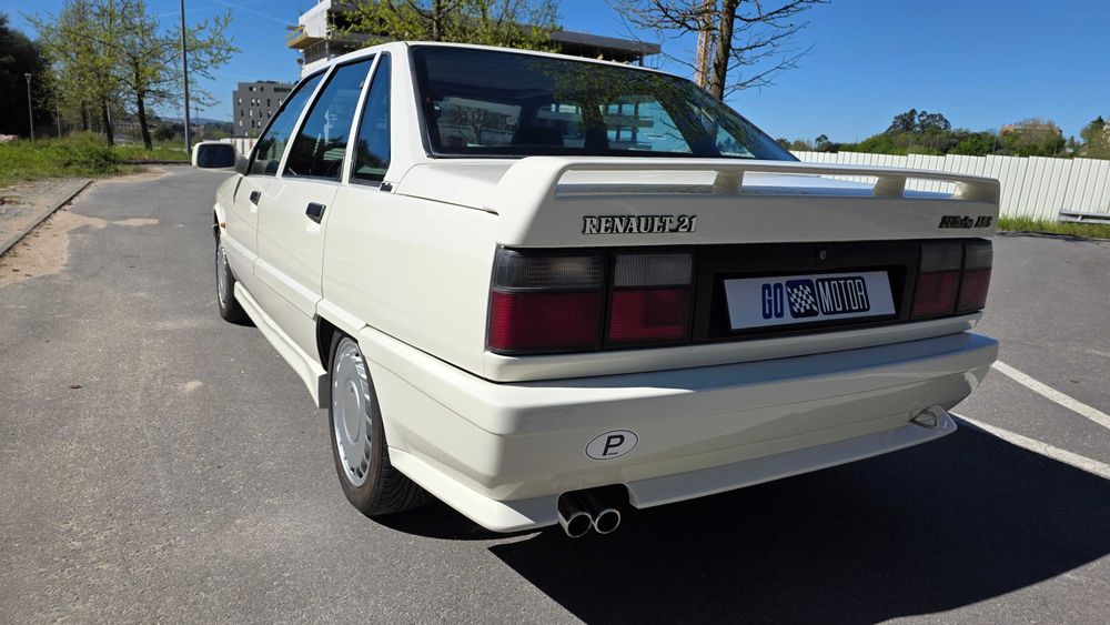 Renault 21 Turbo