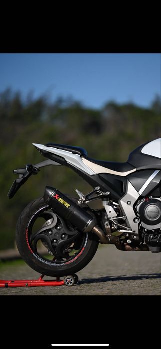 Honda cb 1000 r com muitos extras