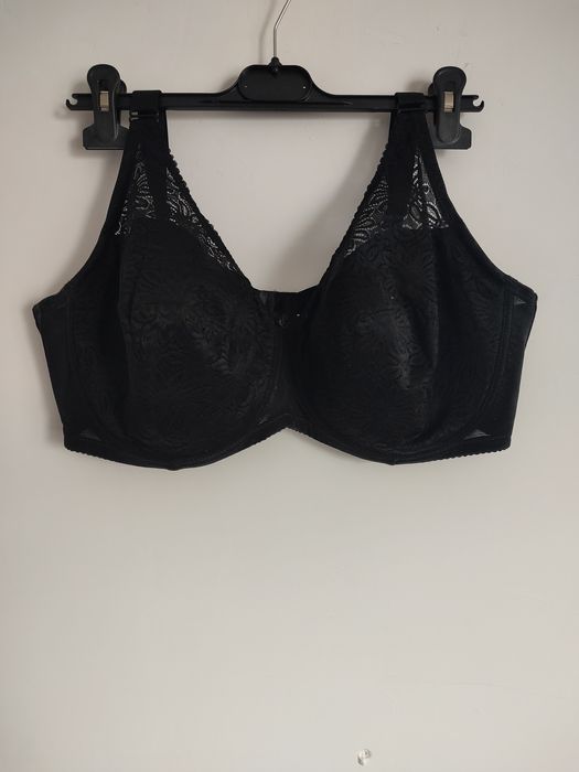 Nowe biustonosze r.z metki 100  F.i 105 E.