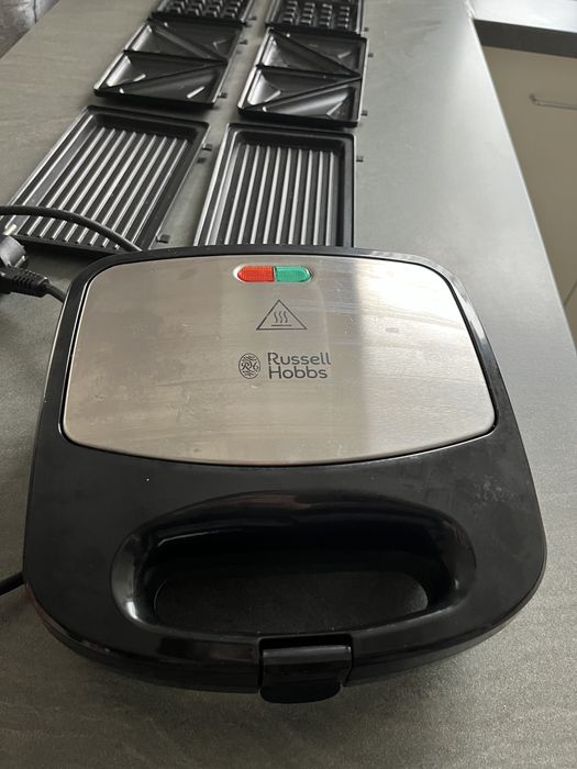 Opiekacz 3w1 Russel Hobbs toster gofrownica grill