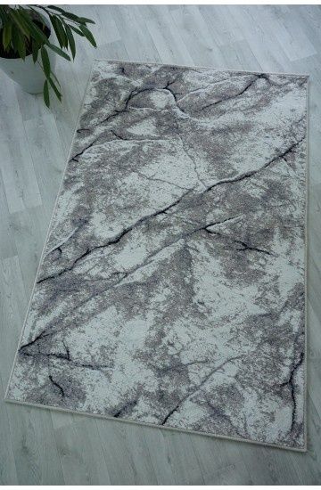 Недорогой современный ковер