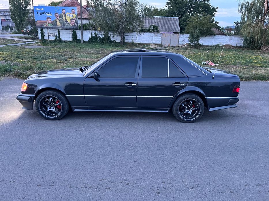 Продам мерседес w124