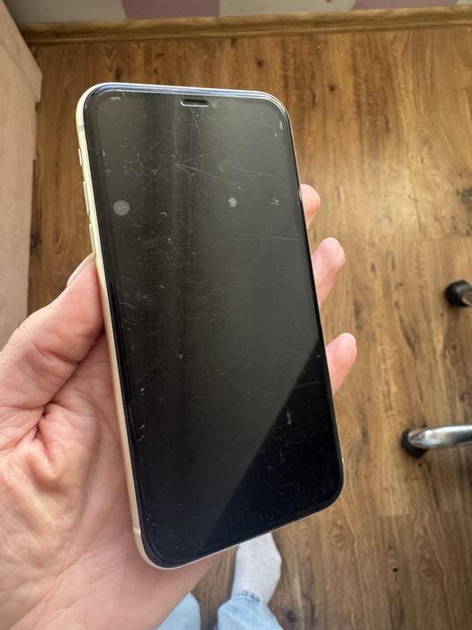 I phone 11 ! Uszkodzony! Polecam