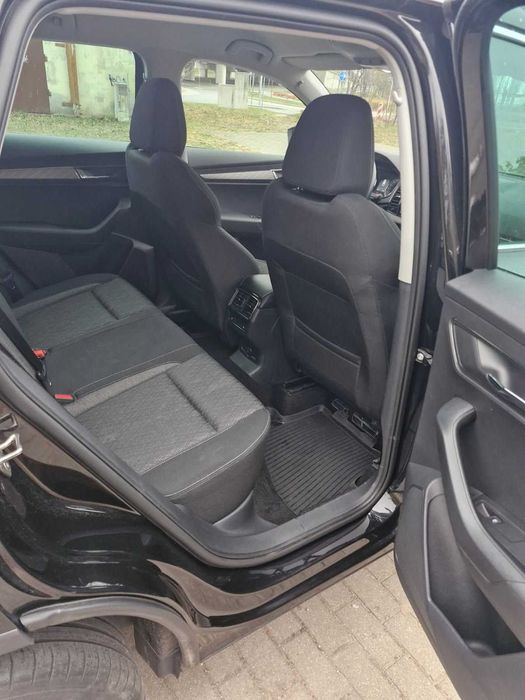 Sprzedam Skodę Karoq Style 2.0 TDI , rok prod . 2022   , salon Polska