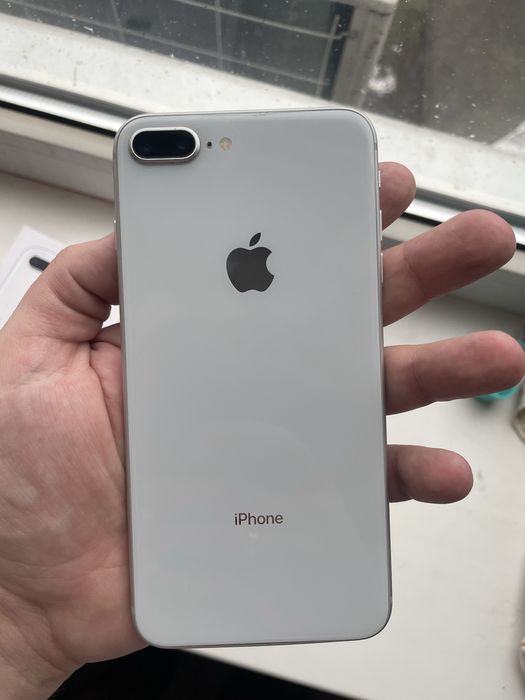 Продам Iphone 8 Plus