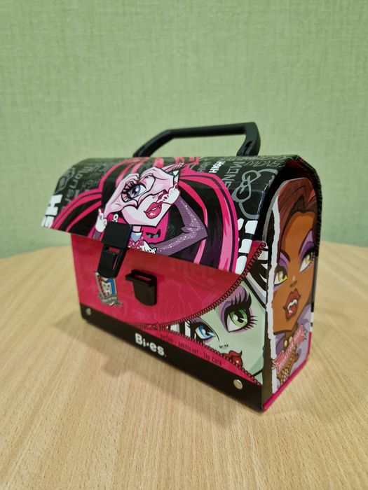 Kuferek dla dziewczynki MONSTER HIGH