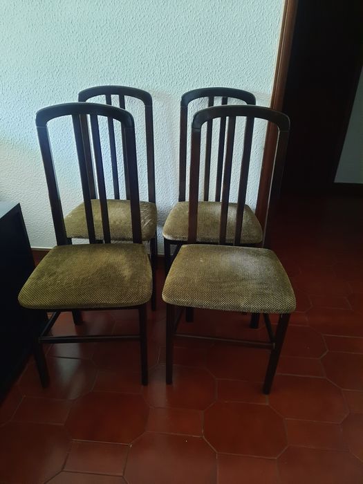 Vendo 4 Cadeiras