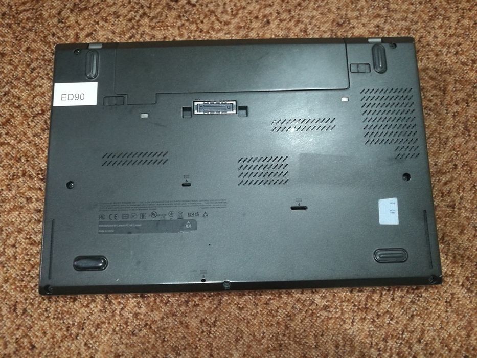 LENOVO THINKPAD T450s  i5 gen 5 8GB  250SSD WIN10 HD+ KAM  USB3