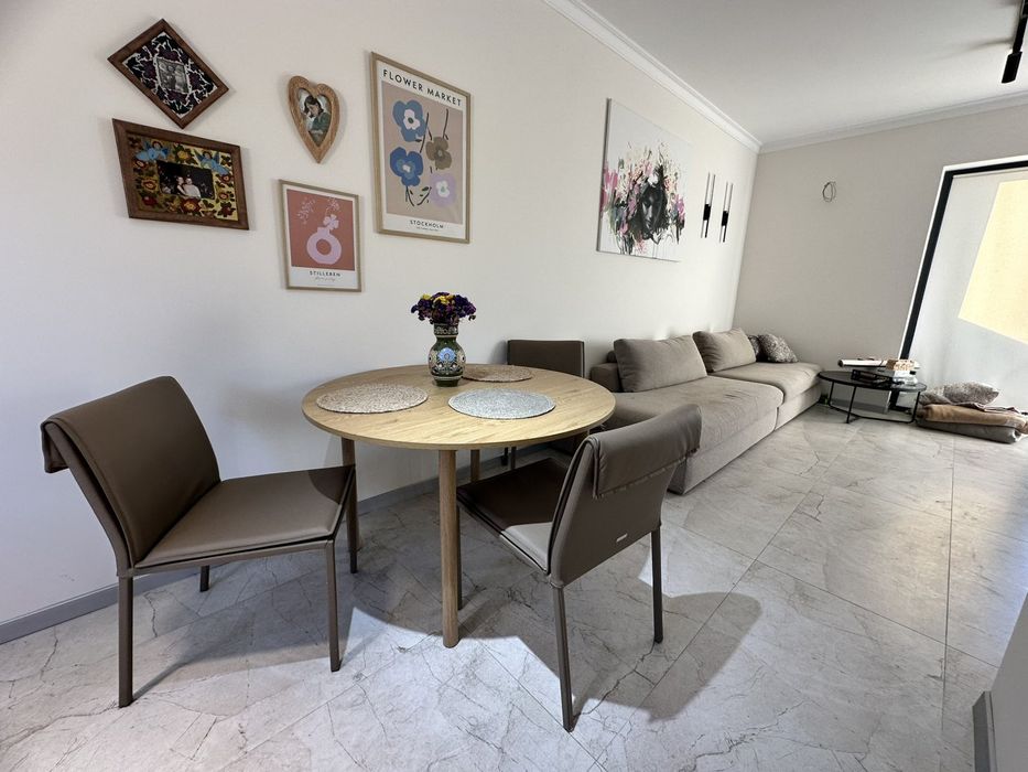 Продається сучасний дуплекс