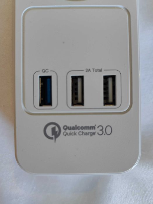 Extensão BlitzWolf BW-PS2 Com 3 Portas Carregamento USB