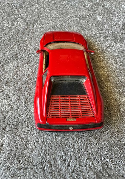 Modelo Vintage Ferrari 348 TB