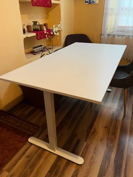 Nowy fotel/krzesło obrotowe marki Jysk, model Pebringe