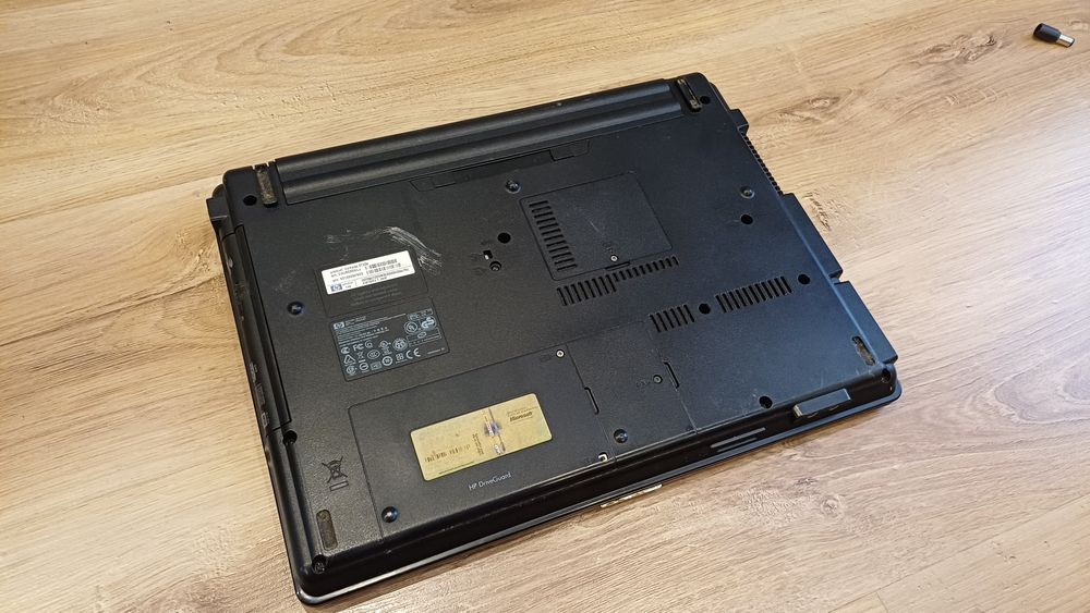 Laptop hp compaq 6720s sprawny