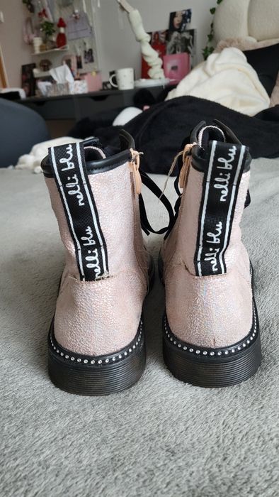 Glany buty za kostkę Neli Blu