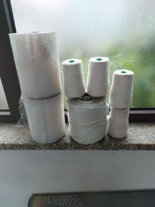 4 bobinas de fio de algodão 2 bobinas de plástico 1 bobina cordel de n